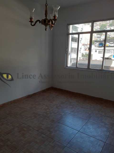 Apartamento à venda com 1 quarto, 43m² - Foto 2