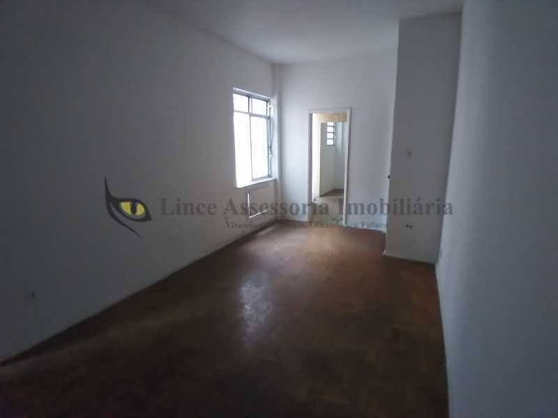 Apartamento à venda com 3 quartos, 73m² - Foto 3