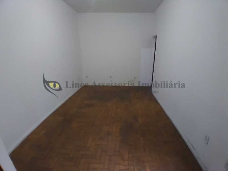 Apartamento à venda com 3 quartos, 73m² - Foto 4