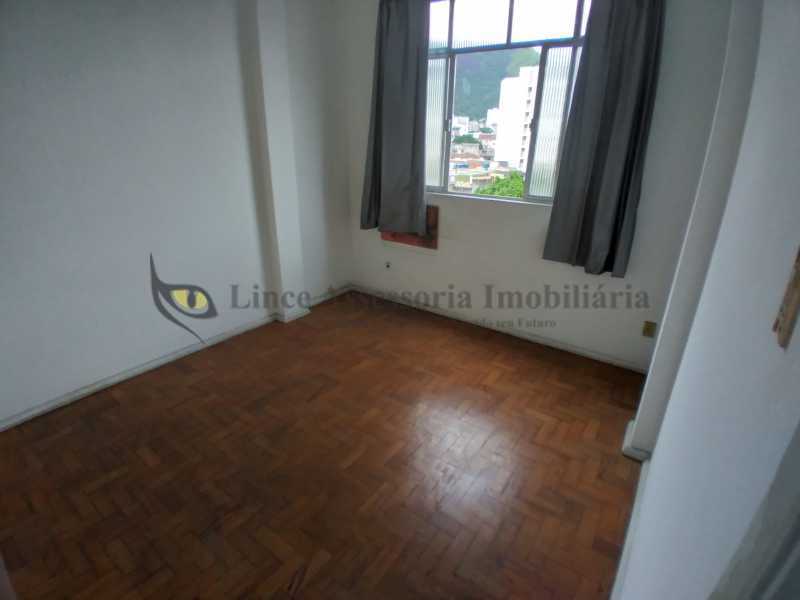 Apartamento à venda com 3 quartos, 73m² - Foto 9