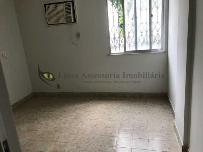 Apartamento à venda com 2 quartos, 66m² - Foto 12