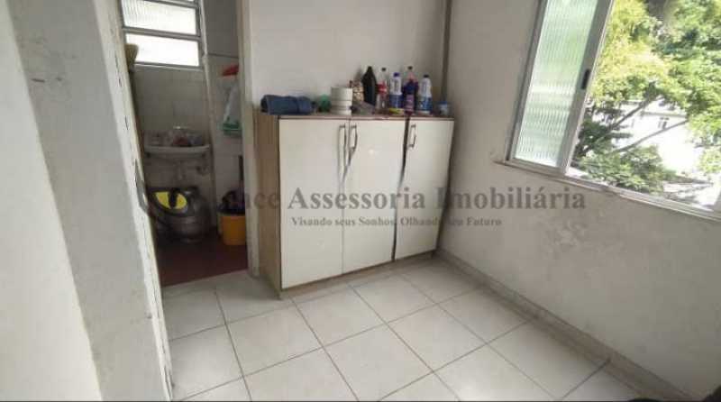 Apartamento à venda com 3 quartos, 205m² - Foto 9