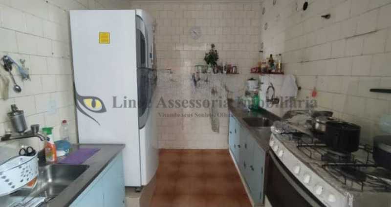 Apartamento à venda com 3 quartos, 205m² - Foto 26