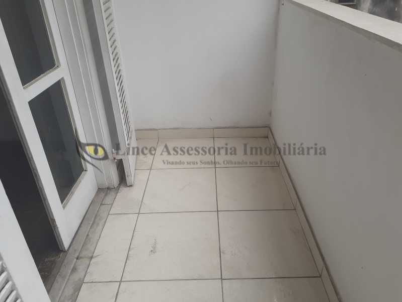 Apartamento à venda com 3 quartos, 115m² - Foto 13