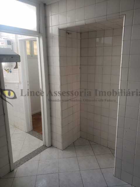 Apartamento à venda com 3 quartos, 90m² - Foto 15