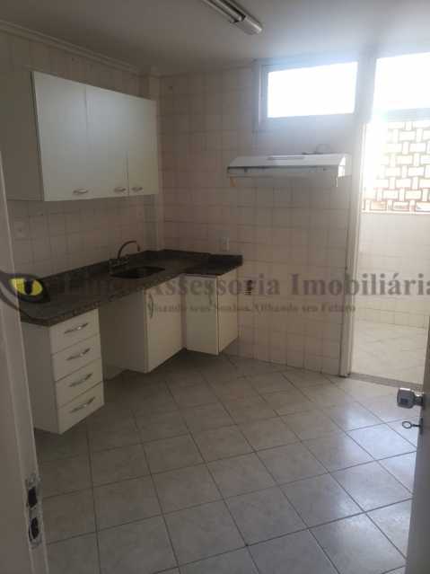 Apartamento à venda com 3 quartos, 90m² - Foto 16