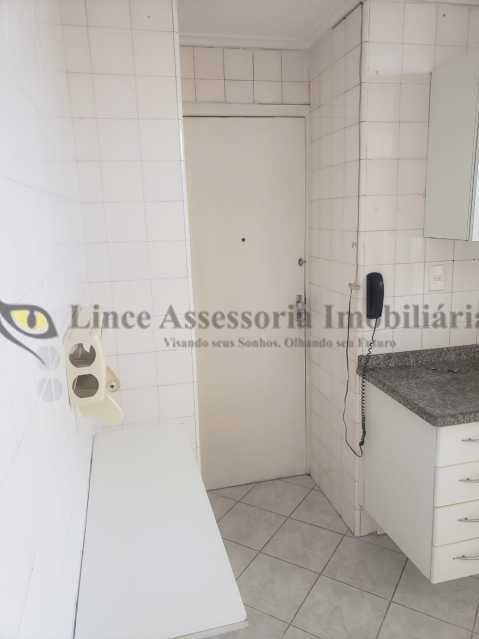 Apartamento à venda com 3 quartos, 90m² - Foto 18