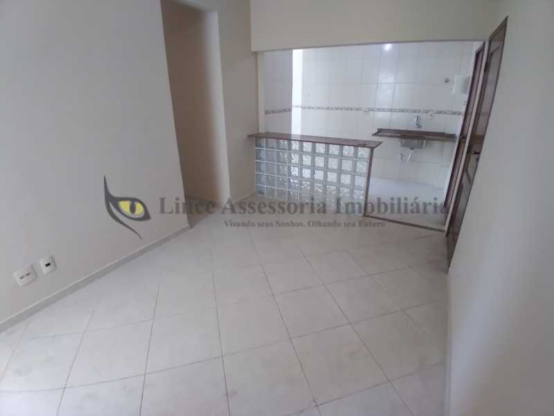 Apartamento à venda com 2 quartos, 60m² - Foto 3