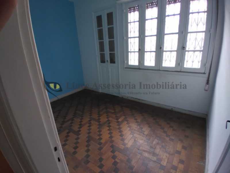 Apartamento à venda com 2 quartos, 60m² - Foto 1