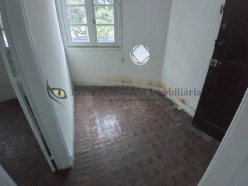 Apartamento à venda com 2 quartos, 60m² - Foto 11