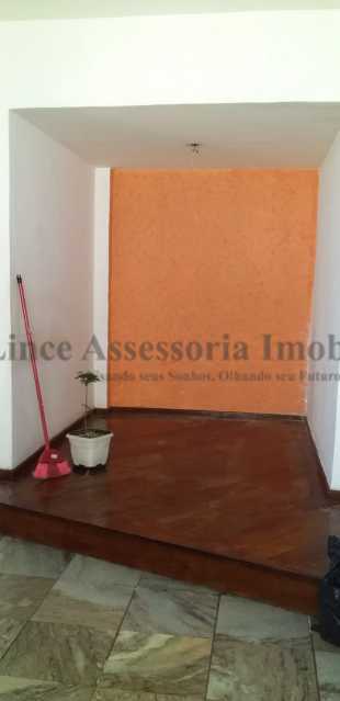 Apartamento à venda com 2 quartos, 57m² - Foto 2