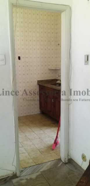 Apartamento à venda com 2 quartos, 57m² - Foto 4