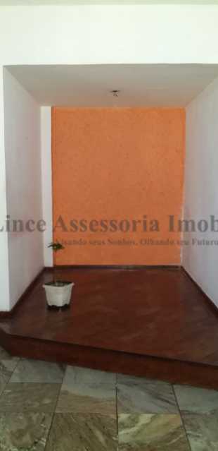 Apartamento à venda com 2 quartos, 57m² - Foto 12