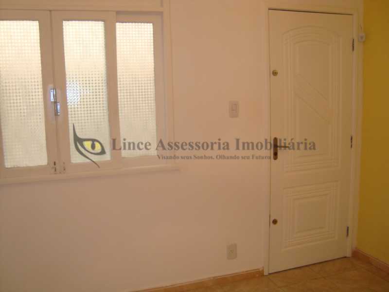 Apartamento à venda com 1 quarto, 59m² - Foto 2