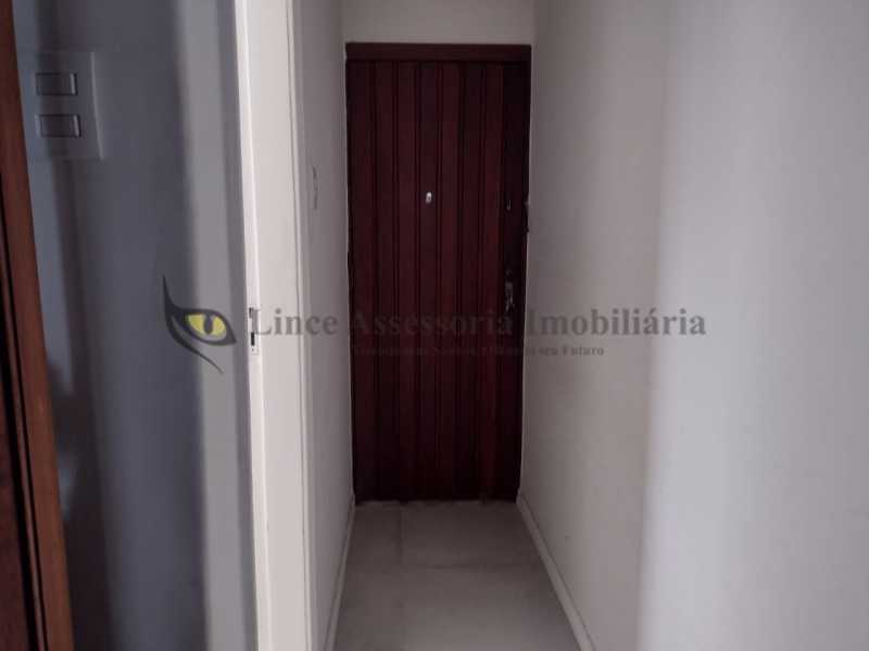 Apartamento à venda com 2 quartos, 75m² - Foto 6