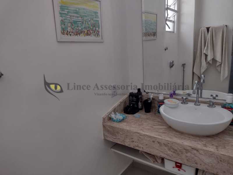 Apartamento à venda com 2 quartos, 75m² - Foto 14