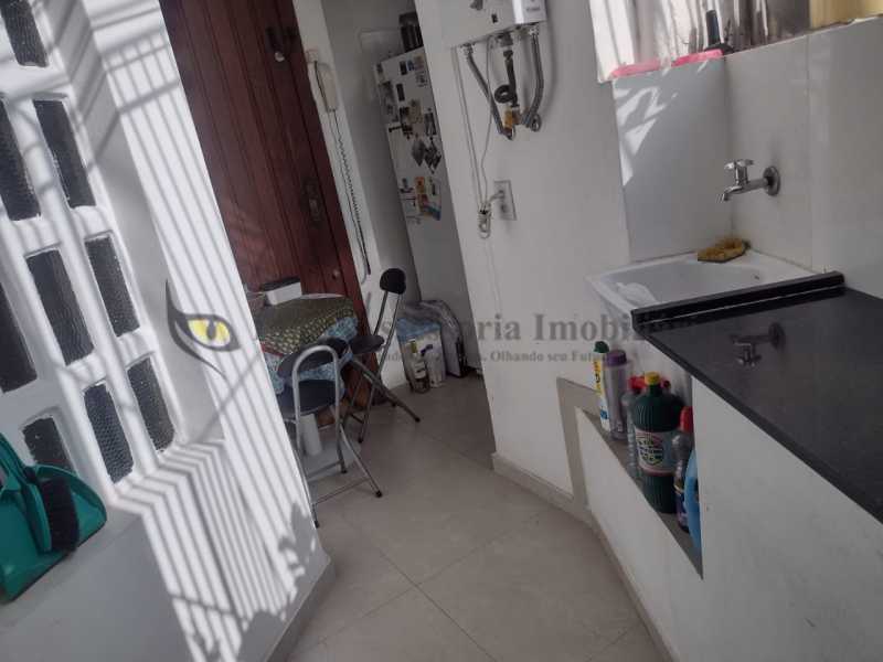 Apartamento à venda com 2 quartos, 75m² - Foto 20