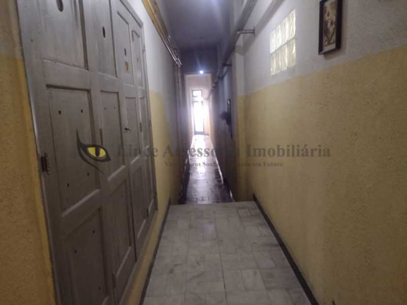 Apartamento à venda com 2 quartos, 75m² - Foto 24