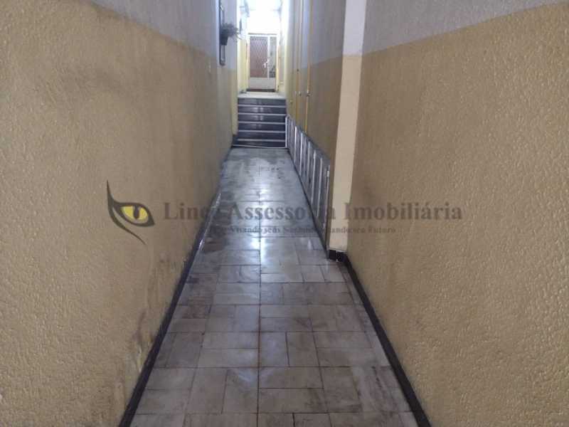 Apartamento à venda com 2 quartos, 75m² - Foto 26