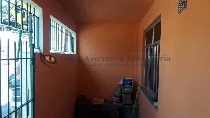 Casa à venda com 2 quartos, 82m² - Foto 1