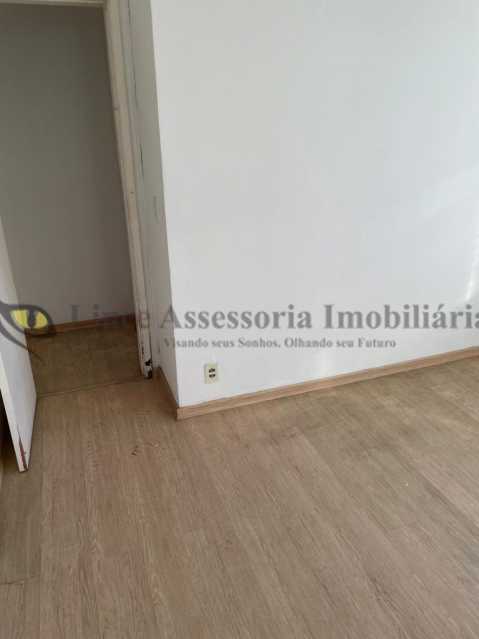 Apartamento à venda com 3 quartos, 77m² - Foto 12