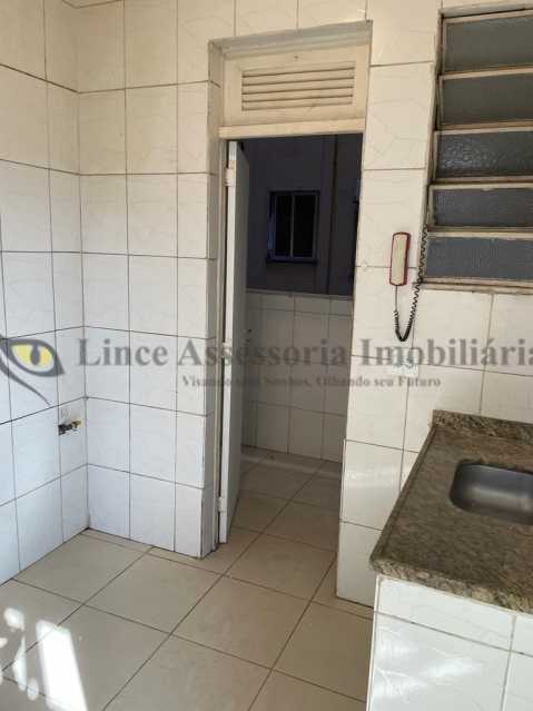 Apartamento à venda com 3 quartos, 77m² - Foto 17