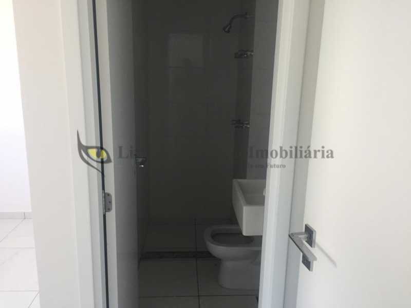 Apartamento à venda com 2 quartos, 76m² - Foto 17