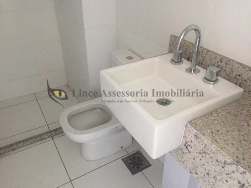 Apartamento à venda com 2 quartos, 76m² - Foto 18