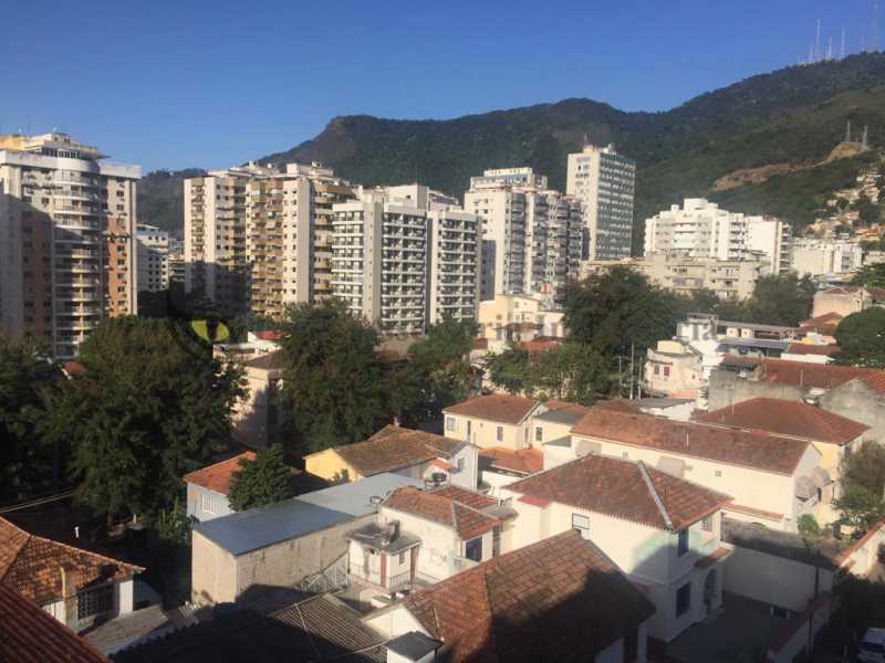 Apartamento à venda com 2 quartos, 76m² - Foto 9