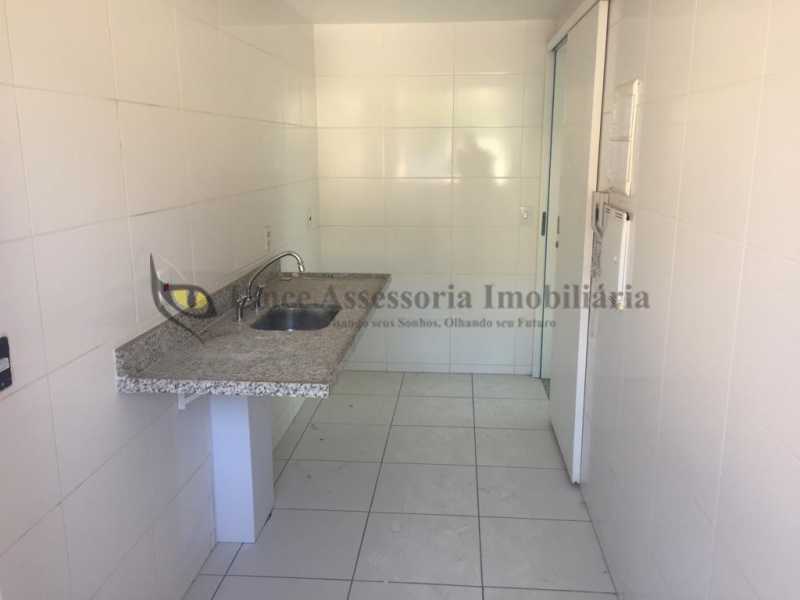 Apartamento à venda com 2 quartos, 76m² - Foto 19