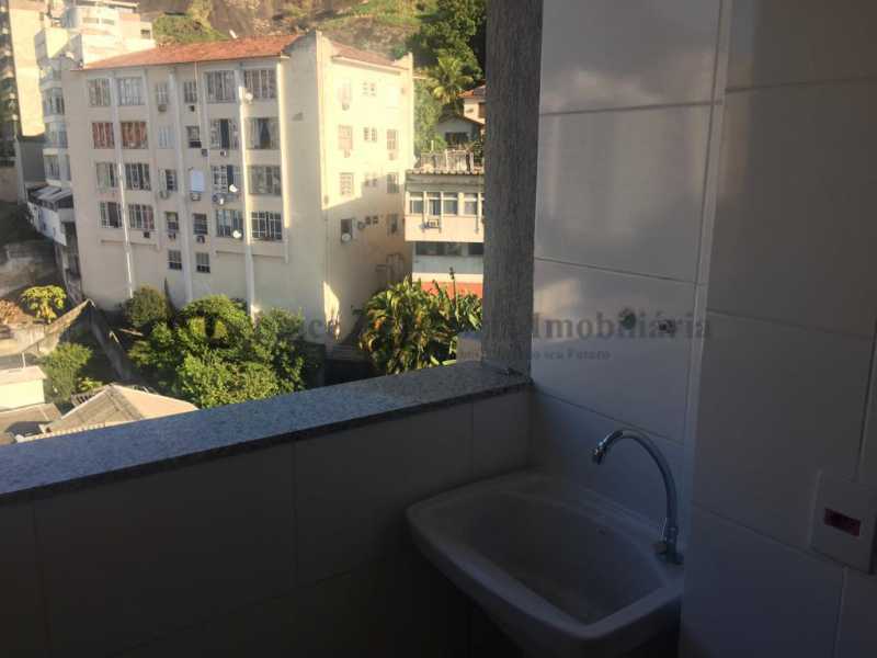 Apartamento à venda com 2 quartos, 76m² - Foto 22