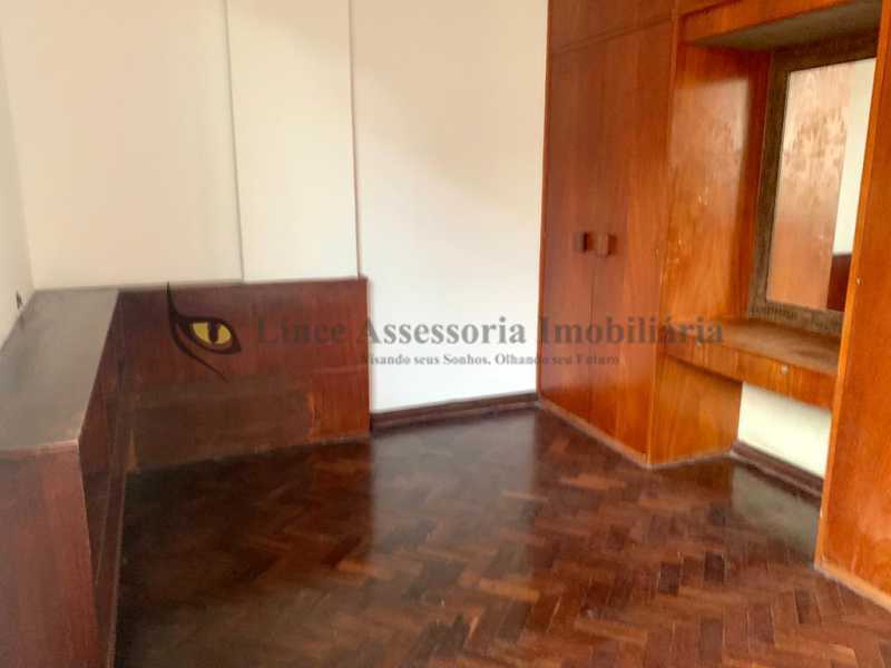 Apartamento à venda com 3 quartos, 120m² - Foto 13