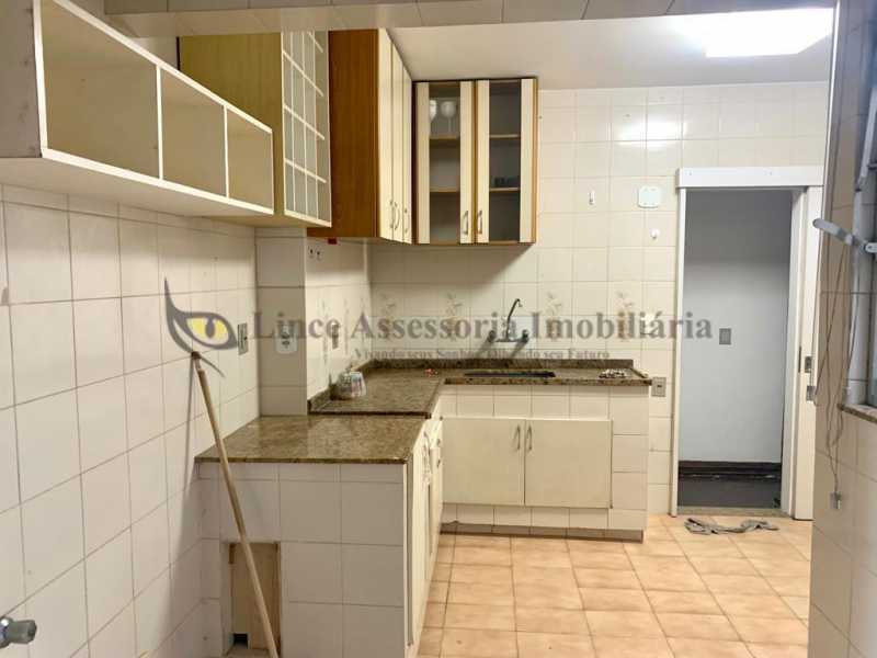 Apartamento à venda com 3 quartos, 120m² - Foto 26