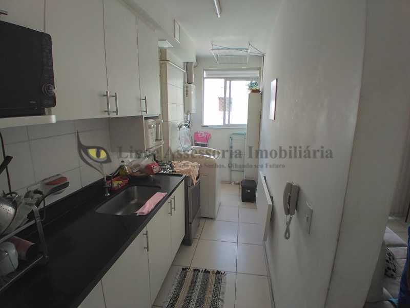 Apartamento à venda com 2 quartos, 51m² - Foto 22