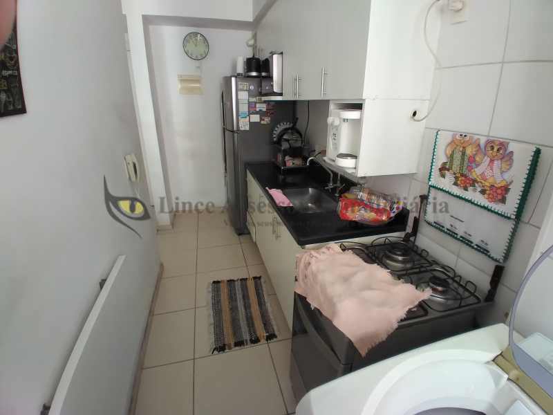 Apartamento à venda com 2 quartos, 51m² - Foto 14