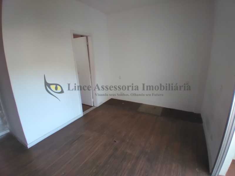 Apartamento à venda com 2 quartos, 85m² - Foto 1