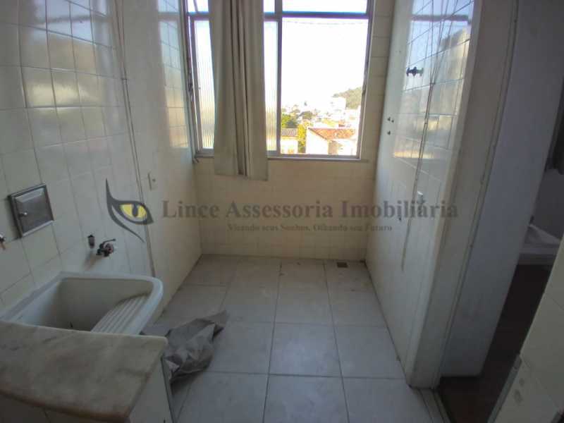 Apartamento à venda com 2 quartos, 85m² - Foto 15