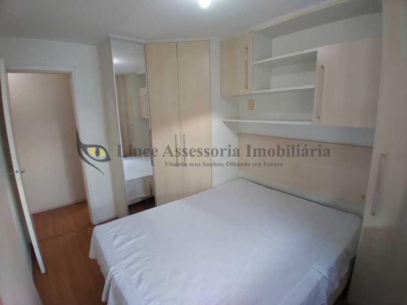 Apartamento à venda com 2 quartos, 74m² - Foto 8