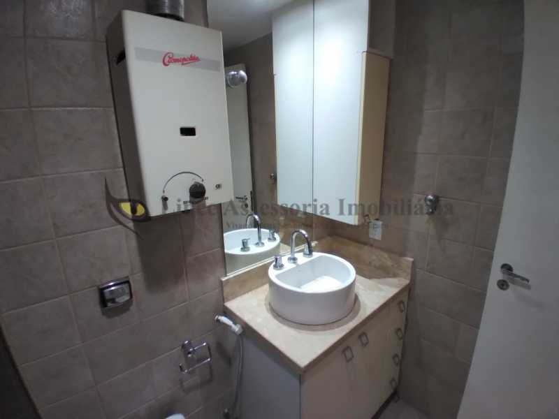 Apartamento à venda com 2 quartos, 74m² - Foto 12