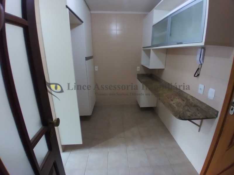 Apartamento à venda com 2 quartos, 74m² - Foto 15