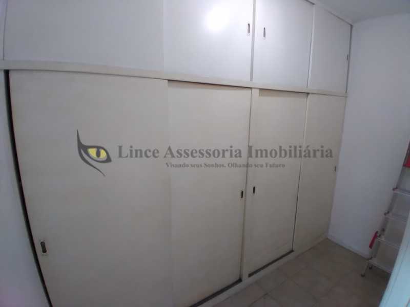 Apartamento à venda com 2 quartos, 74m² - Foto 21