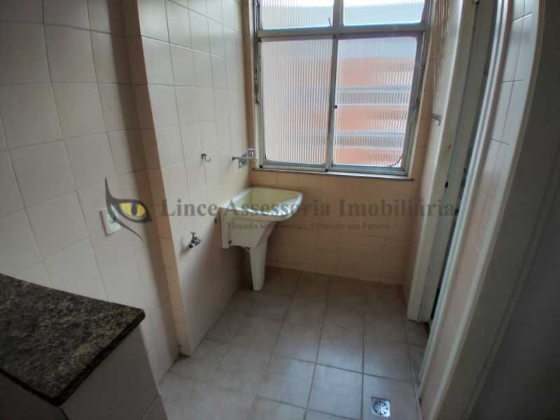 Apartamento à venda com 2 quartos, 74m² - Foto 18