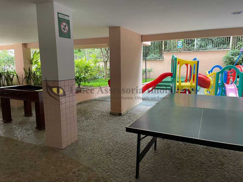 Apartamento à venda com 2 quartos, 73m² - Foto 27