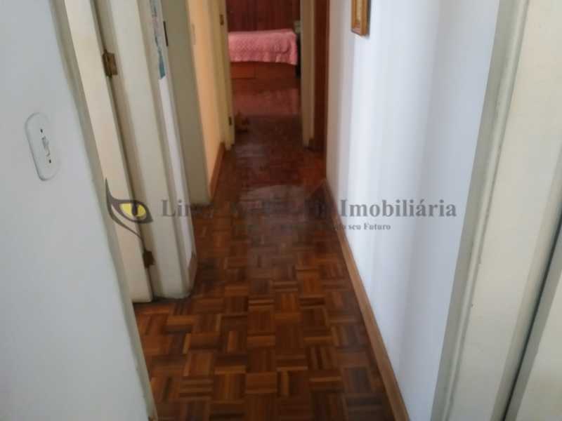 Apartamento à venda com 3 quartos, 152m² - Foto 5