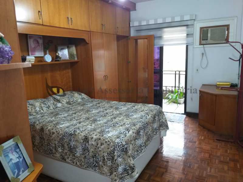 Apartamento à venda com 3 quartos, 152m² - Foto 6