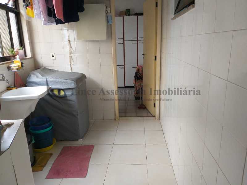 Apartamento à venda com 3 quartos, 152m² - Foto 18