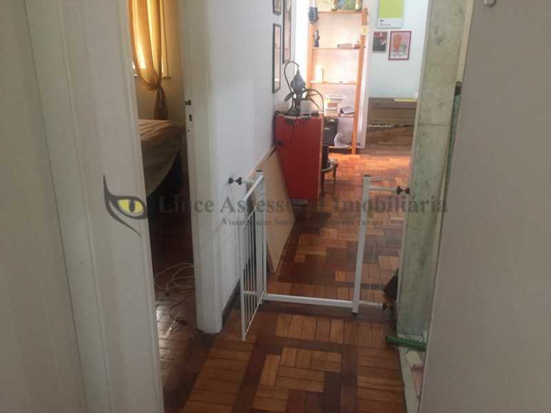 Apartamento à venda com 2 quartos, 70m² - Foto 16