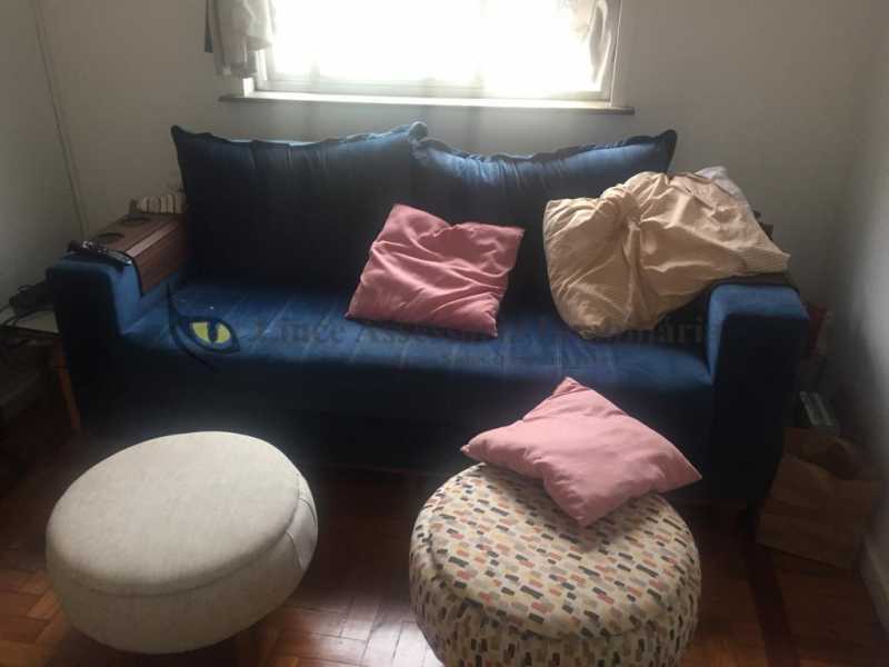 Apartamento à venda com 2 quartos, 70m² - Foto 5