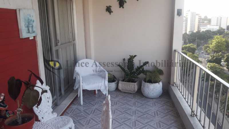 Apartamento à venda com 1 quarto, 68m² - Foto 6