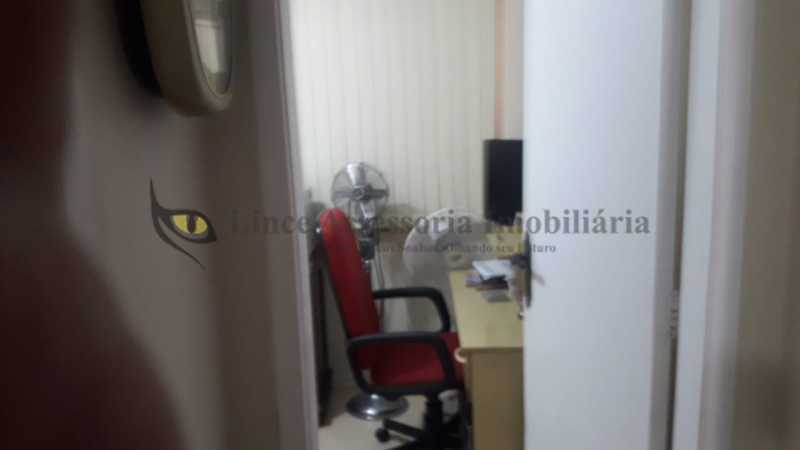 Apartamento à venda com 1 quarto, 68m² - Foto 21